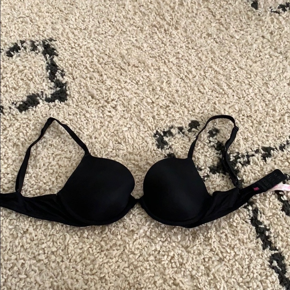 PINK Victoria’s Secret T shirt bra